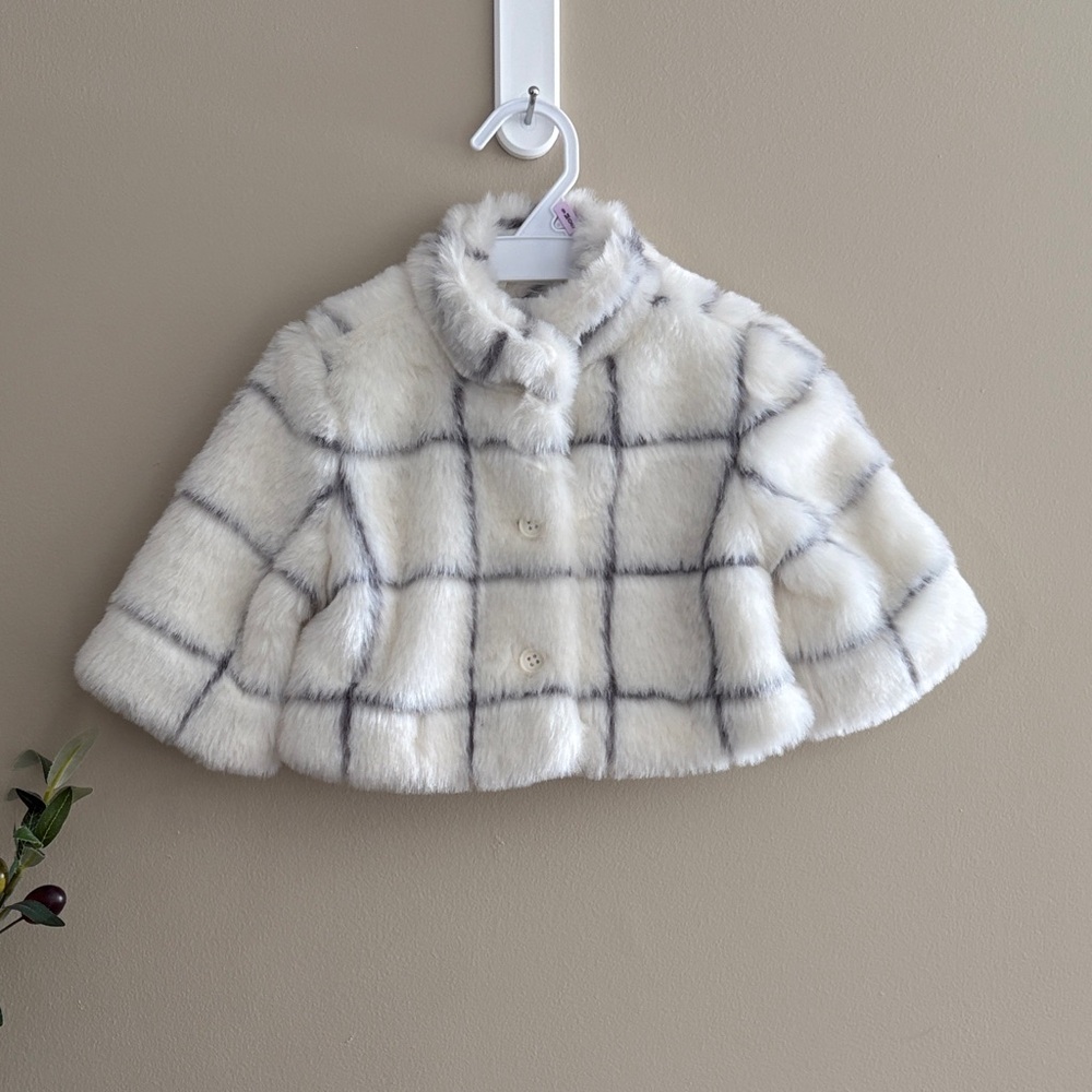 Janie and Jack White and Gray Checkered Cape